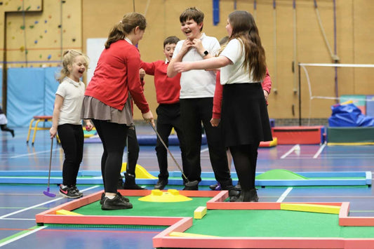 Parcours de mini-golf pour les écoles (4 trous)